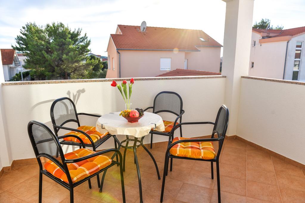 Apartments Purkovic Vodice Exterior photo